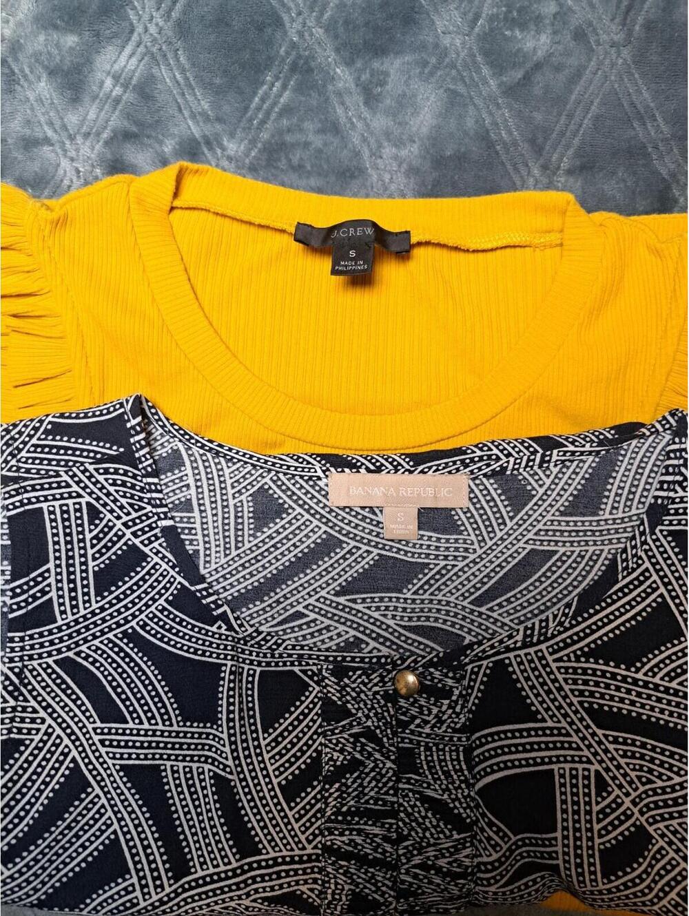 2 Lots Of Banana Republic & J Crew Sleeveless Blouse Top Size S